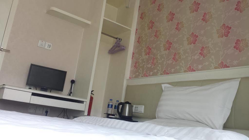 Xinghe Boutique Hotel Guangzhou Bus Station Branch Екстер'єр фото